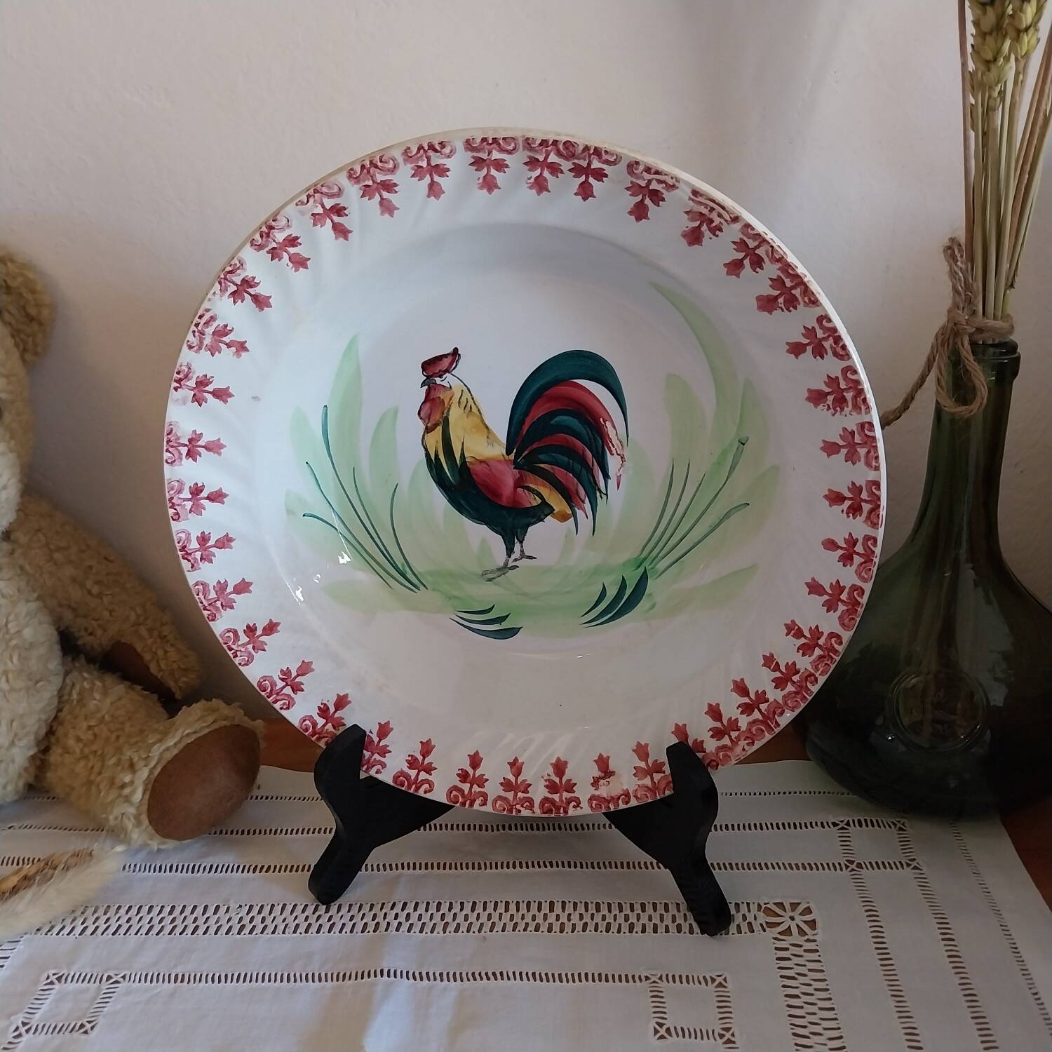 Old hollow dish decorated with the Moulin des Loups