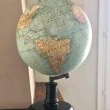 World globe G. Thomas 1930-1940