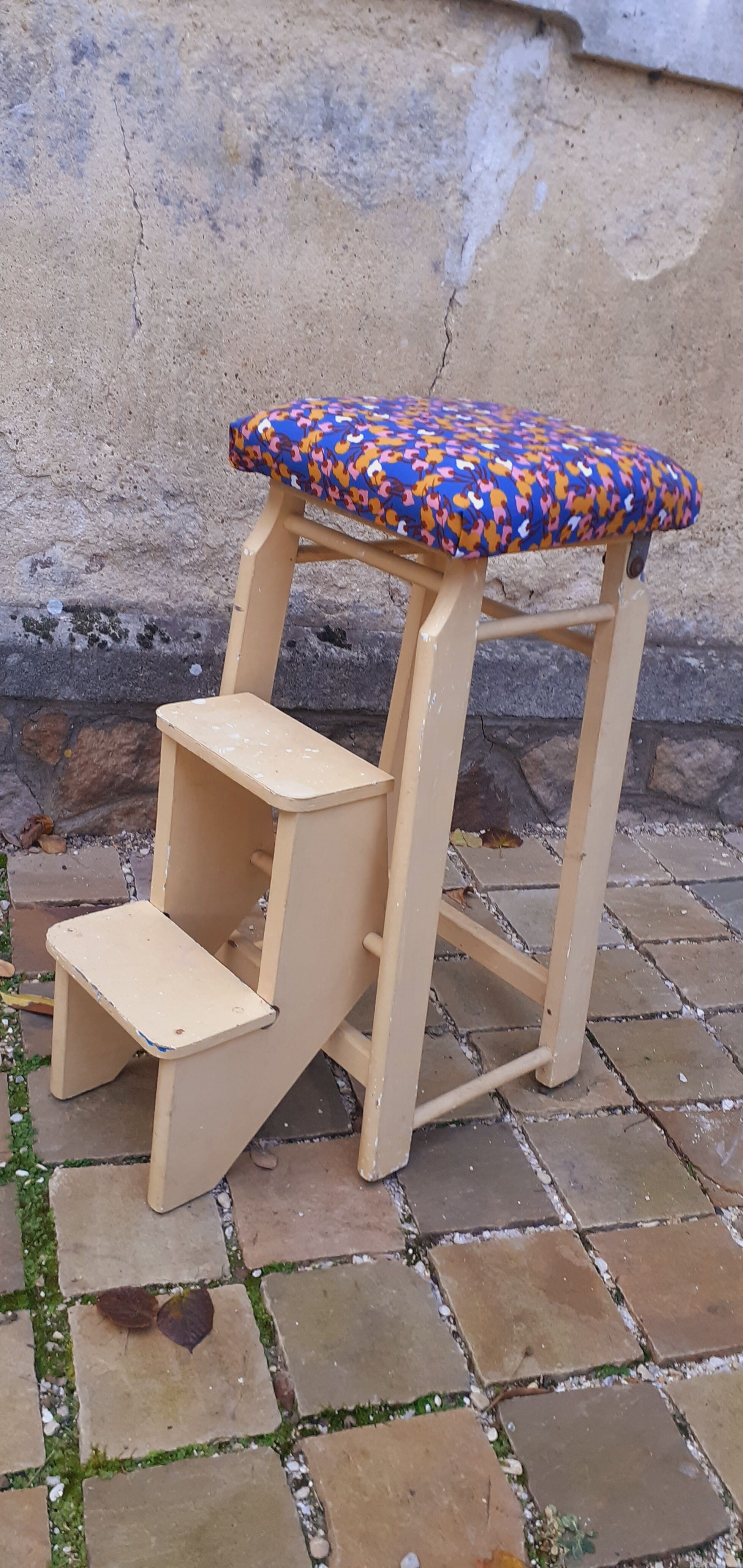 Wooden stepladder stool painted vintage 50s
