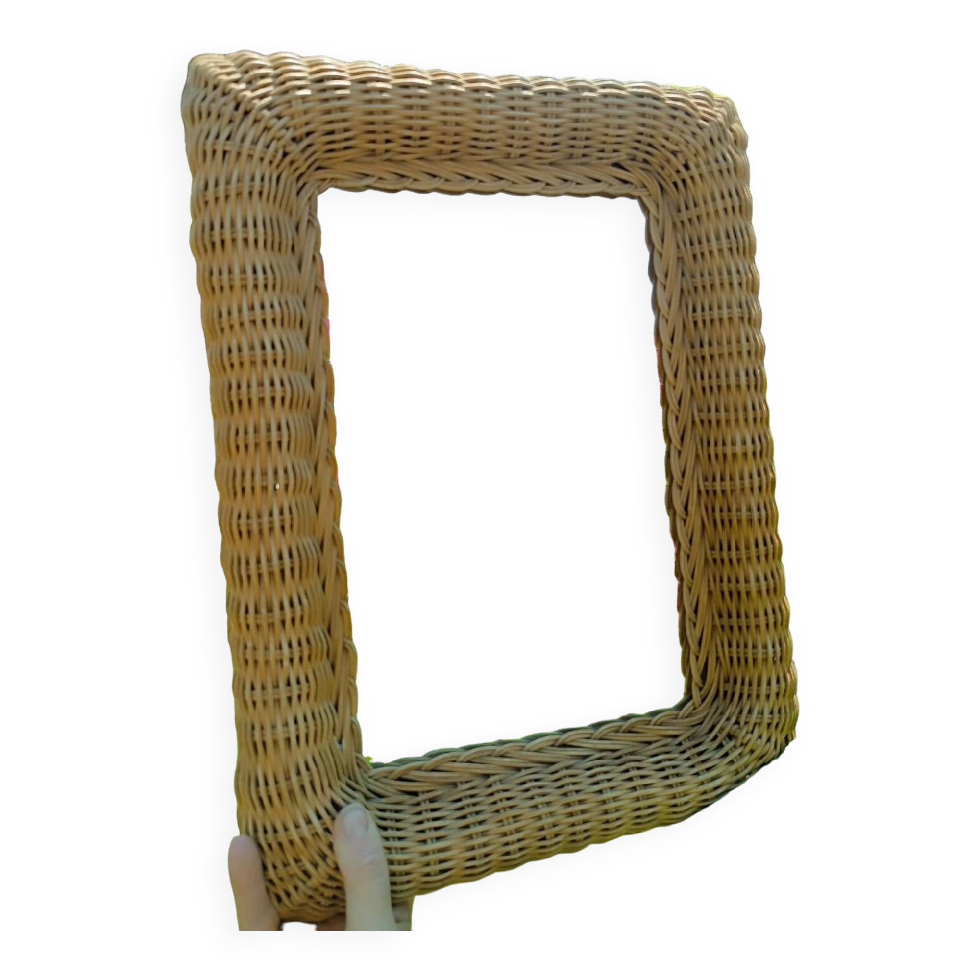 VINTAGE RATTAN MIRROR