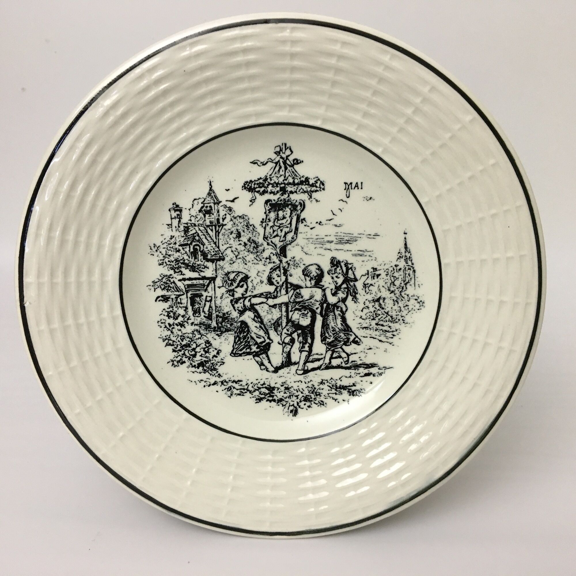 Set Of 6 Dessert Plates Representing 6 Months Of The Year. "Digoin Sarreguemines"