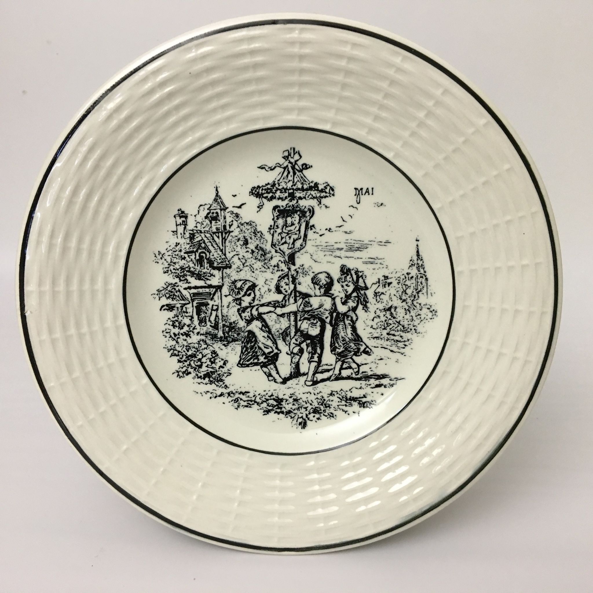Set Of 6 Dessert Plates Representing 6 Months Of The Year. "Digoin Sarreguemines"