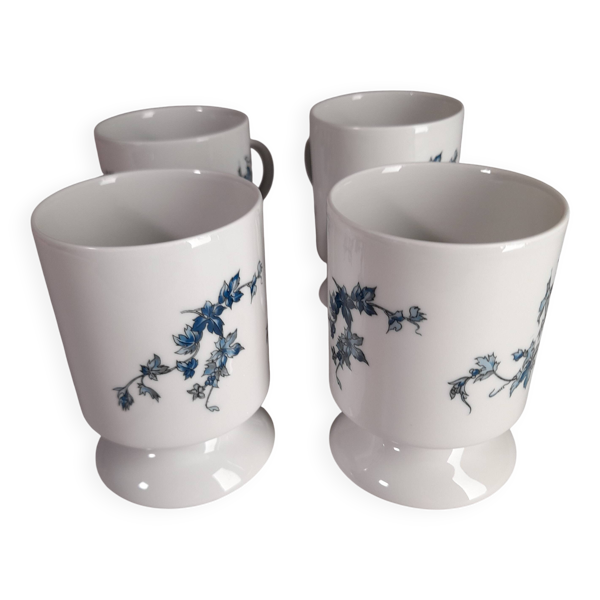 Ensemble de 4 mugs / tasses à fleurs bleues en porcelaine de Limoges Castel