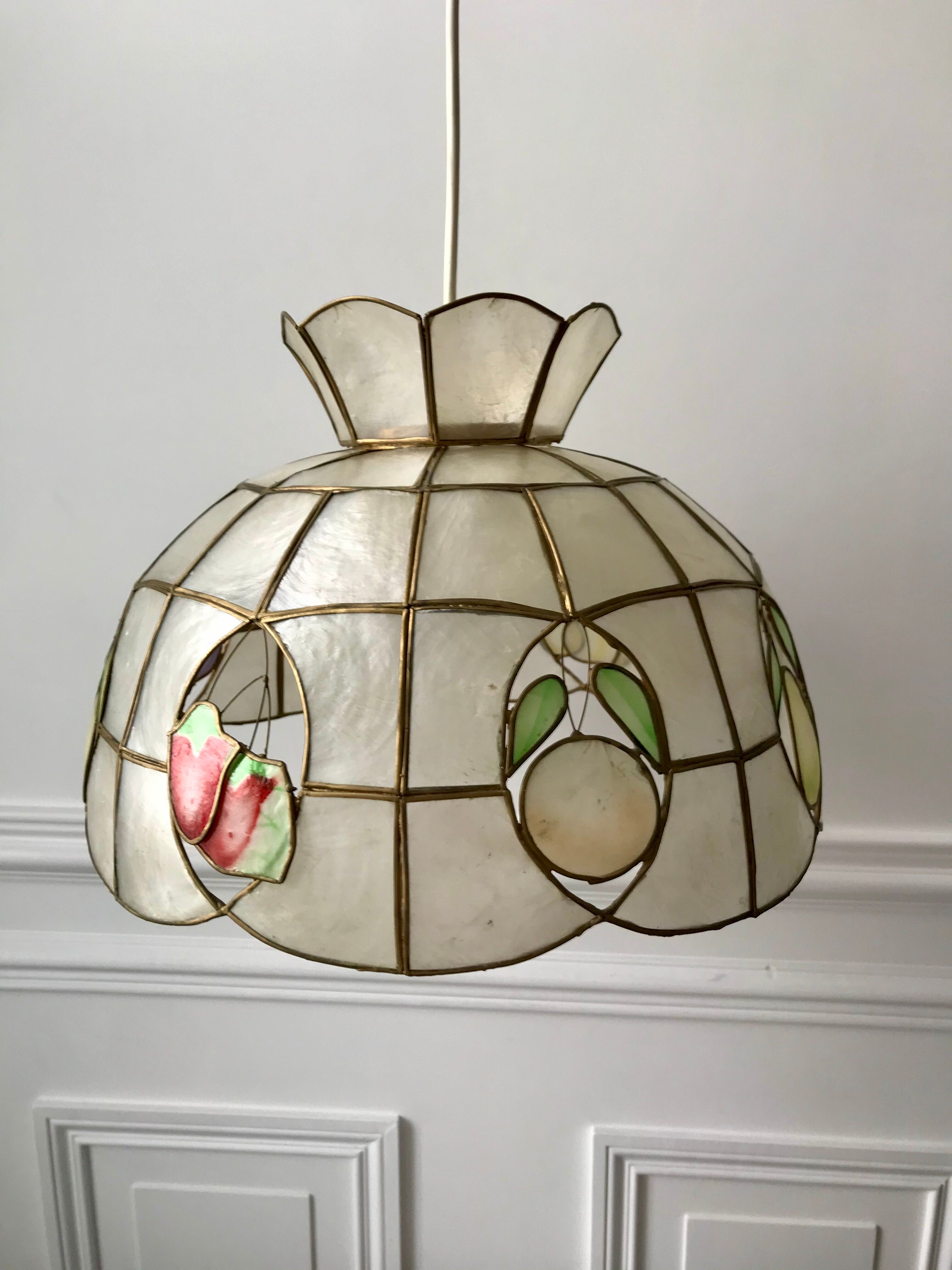 Mother-of-pearl suspension fruits 60s