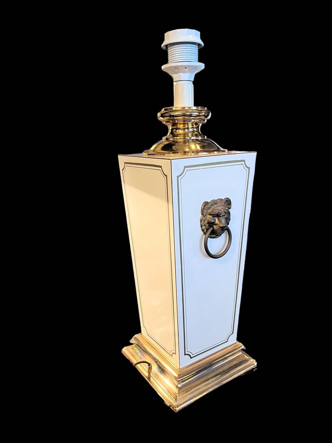 Vintage lamp base