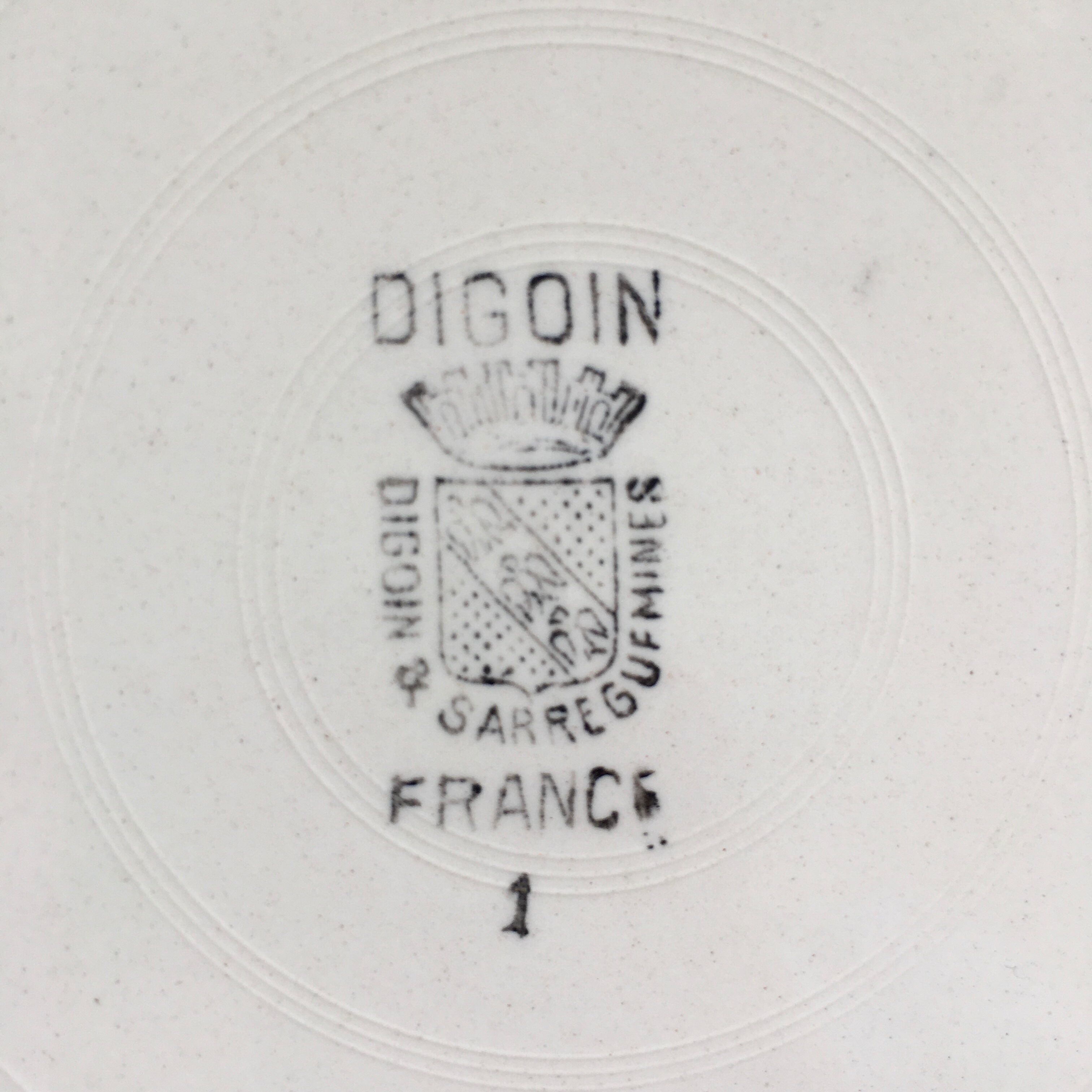 Lot of 3 Digoin plates