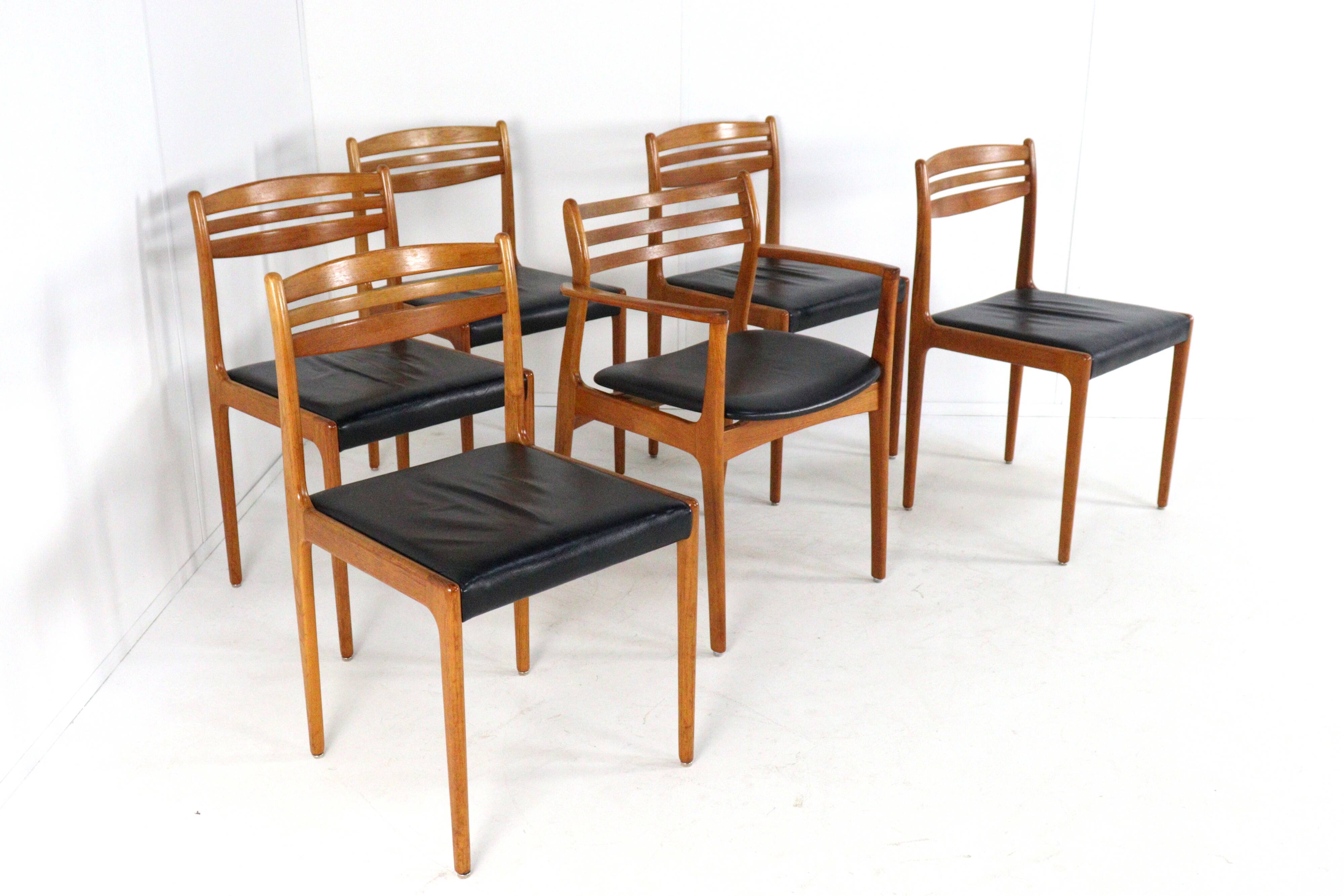 Set of 5 + 1 dining chairs 'Give' danish design