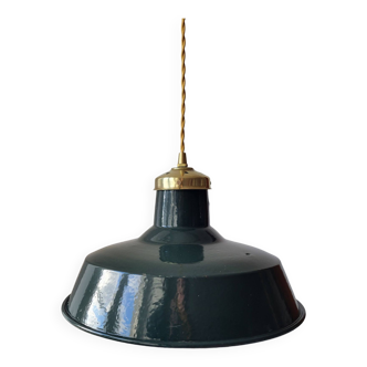 Suspension in enamelled sheet metal and brass