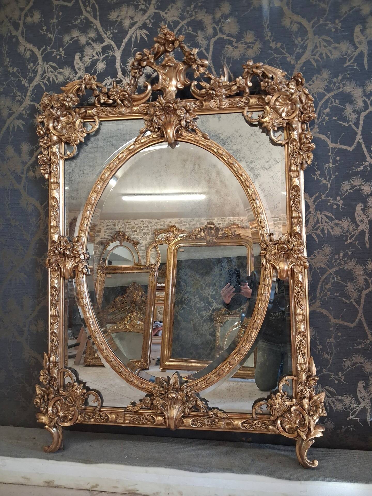 Mirror XIX Parecloses 152x 106