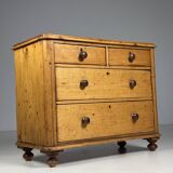 Pine commode English