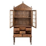 Grande armoire vitrée à 8 tiroirs en bois