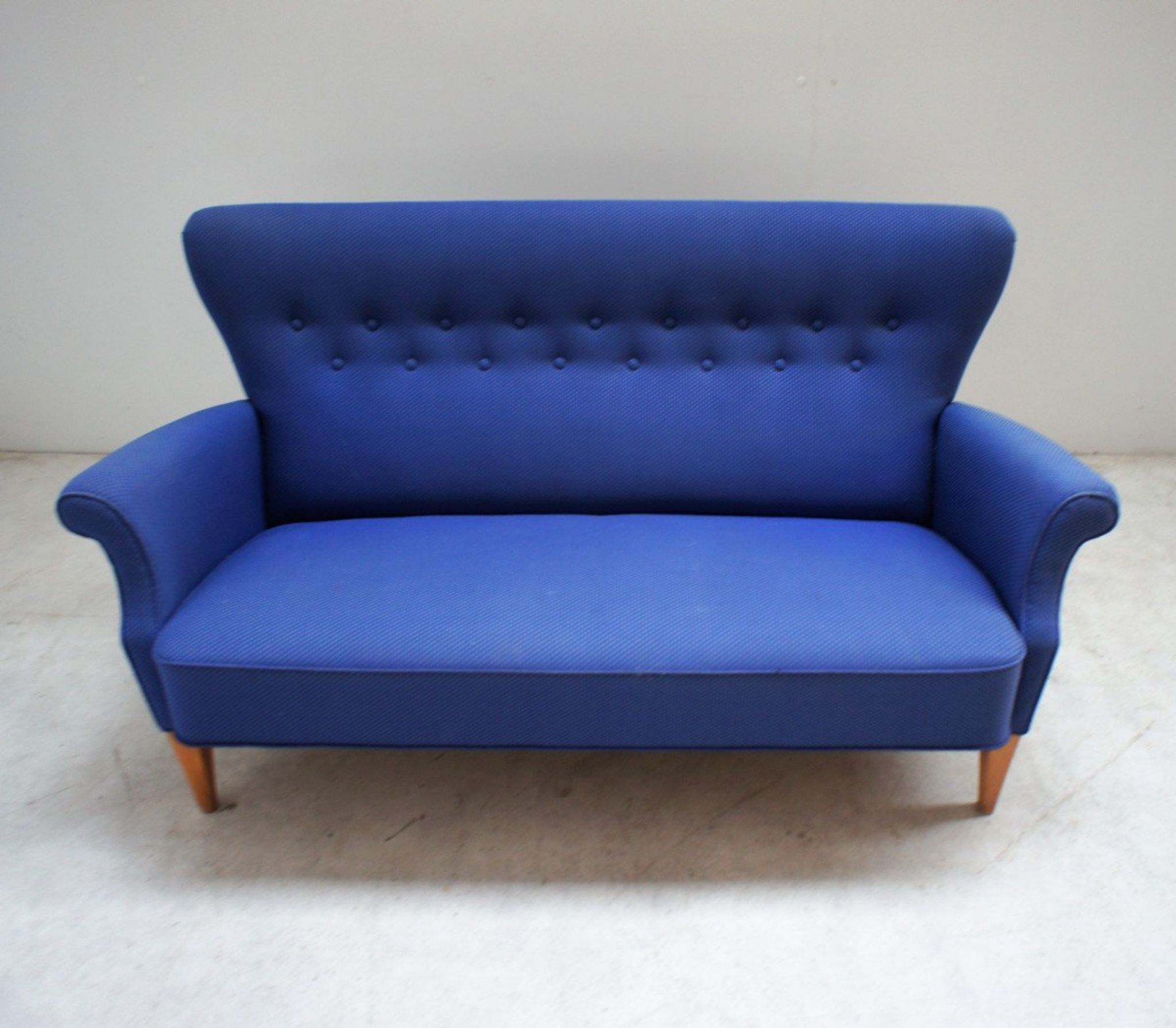 Vintage Scandinavian fabric sofa, Fritz Hansen model 8112