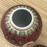 Porcelain pot of China