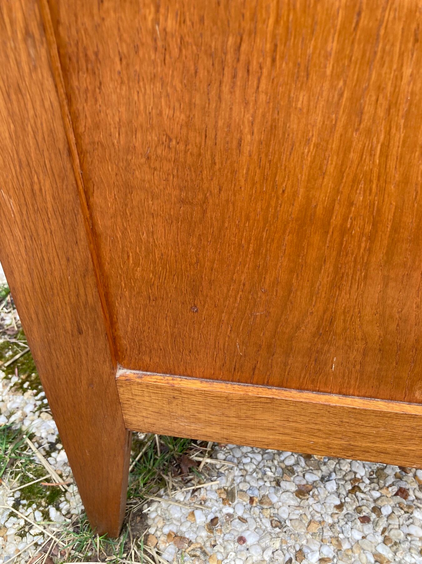 Vintage knitted bonnet feet compass