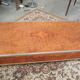 Table basse en loupe d'orme