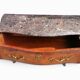 Commode en bois de plaquage, marbre et bronze - Style Louis XV.