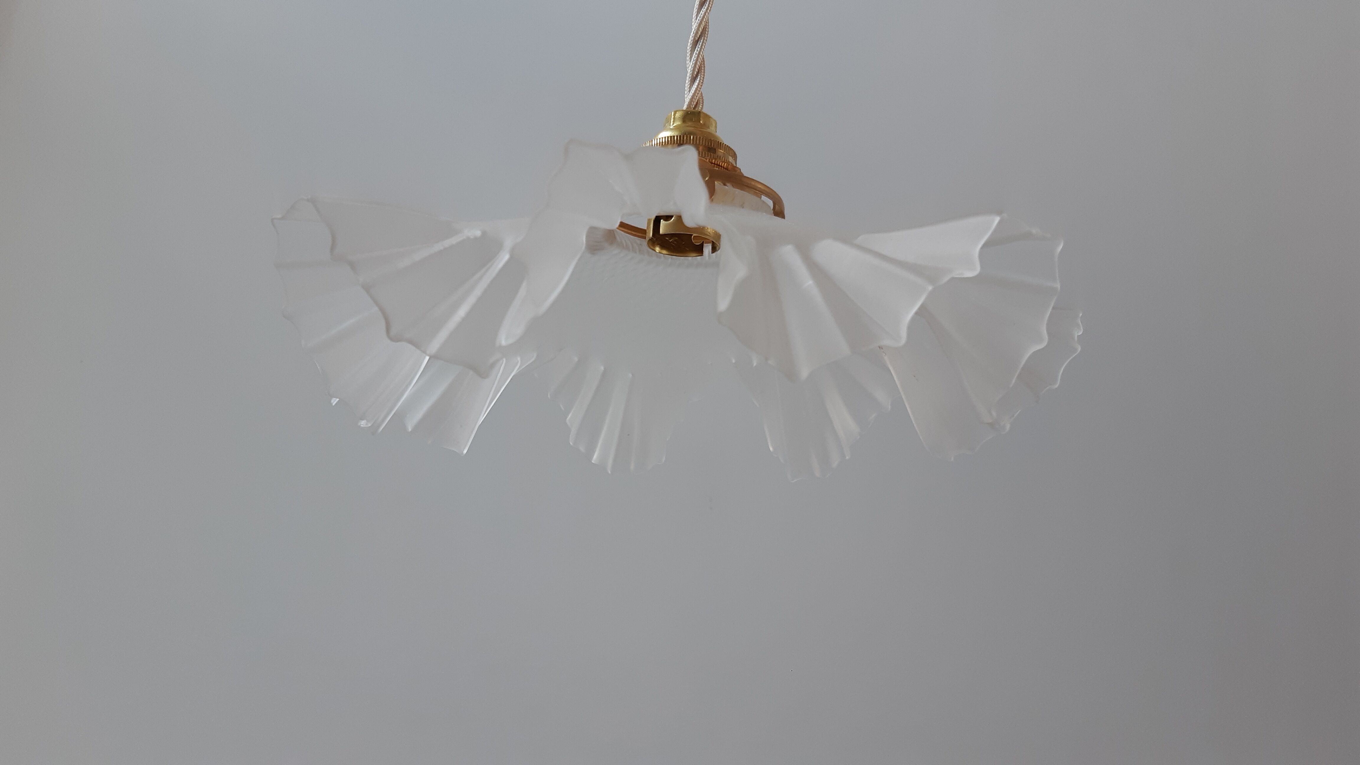 Pleated suspension in frosted glass 50s
