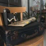 Suitcase reinforced cardboard