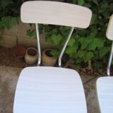 Pair of veined fomica chairs 60