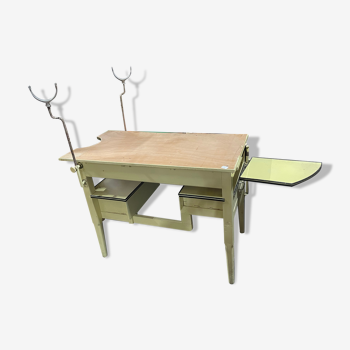Medical table
