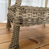 Rattan plant holder