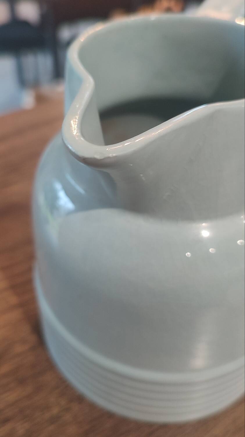 Art Deco Pichet Longwy, Celadon Green. 1930s-1940s.