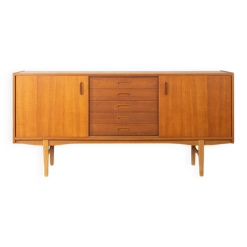 Elegant sideboard from the 1960s with Scandinavian design