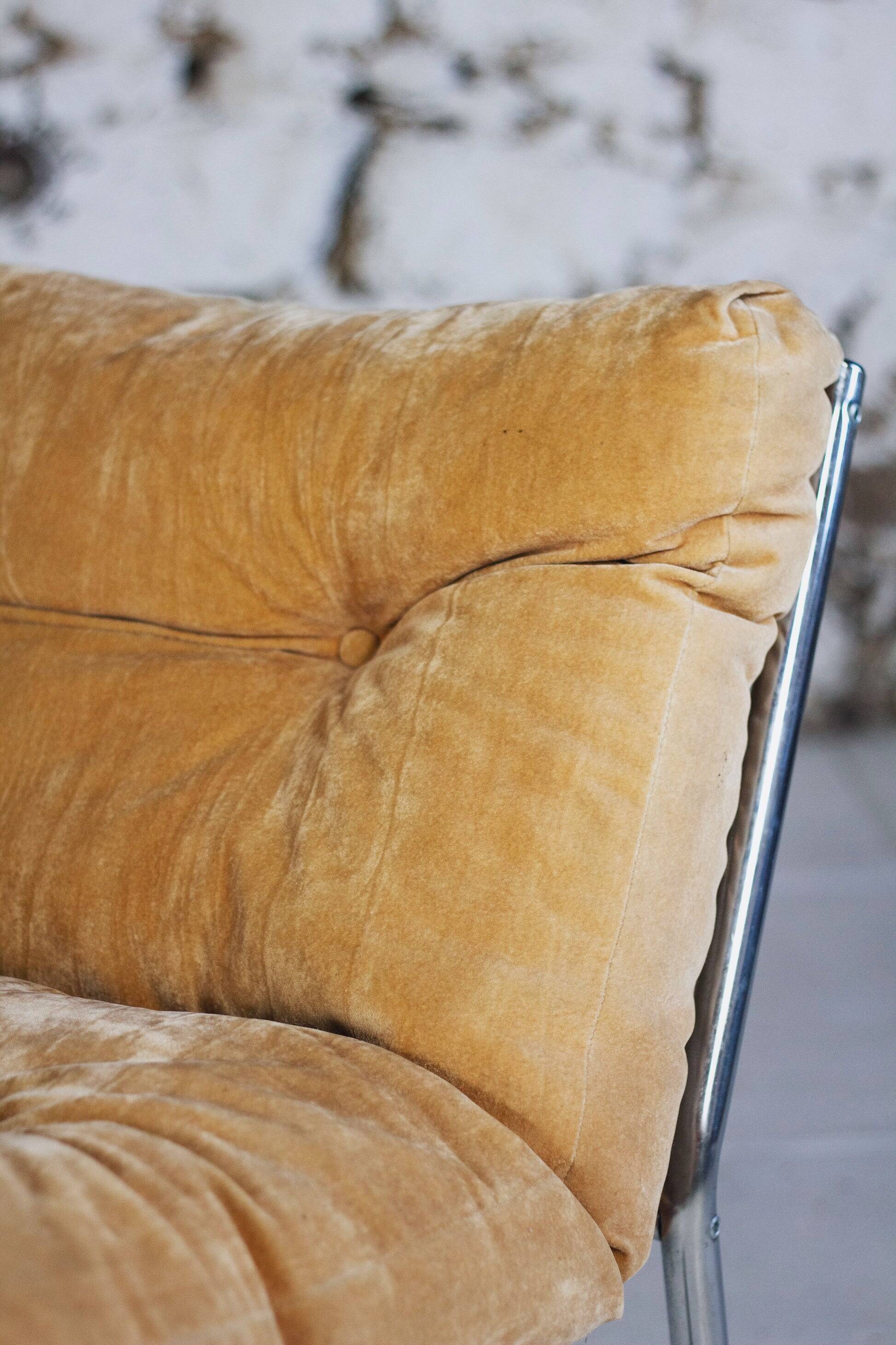 Vintage "Pixi" style armchair in velvet and chrome, 1970