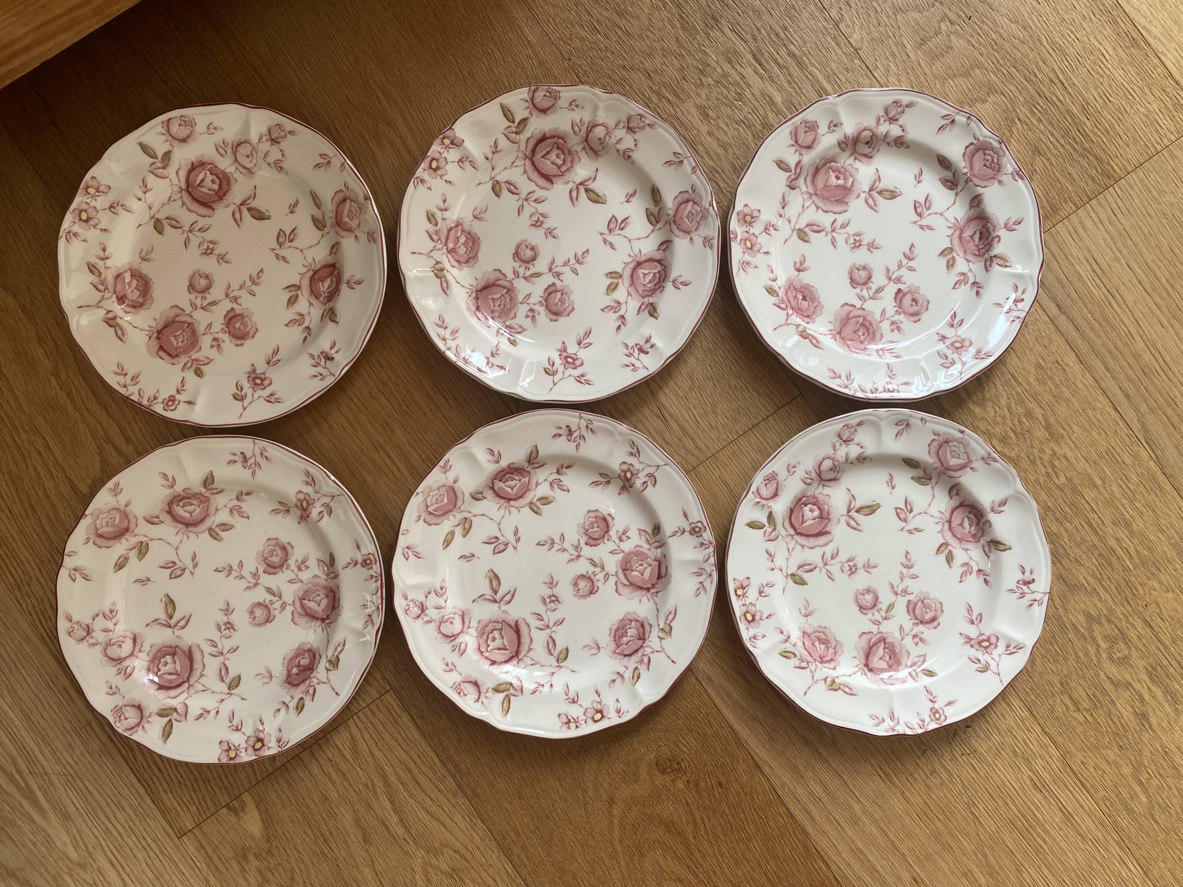 6 dessert plates Tablemates decorated with pink flowers