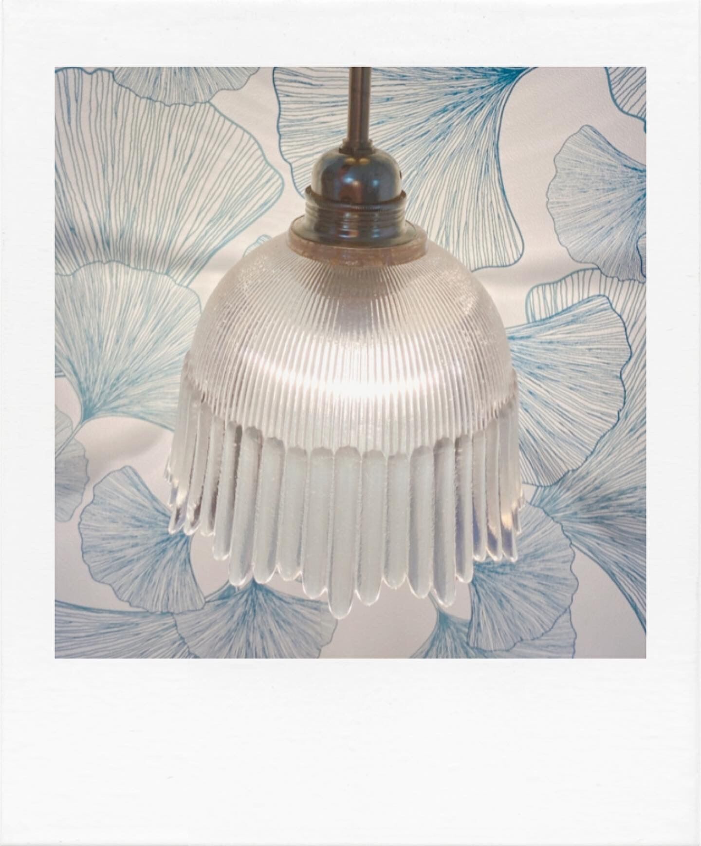 Brass and glass hanging lamp