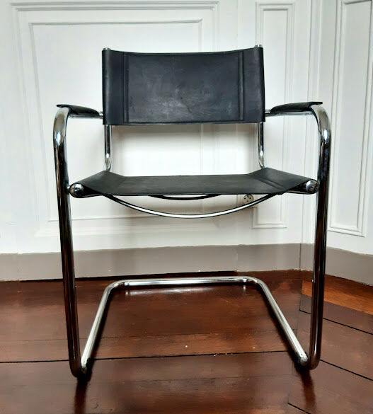 Cantilever design armchair in tubular steel 1970