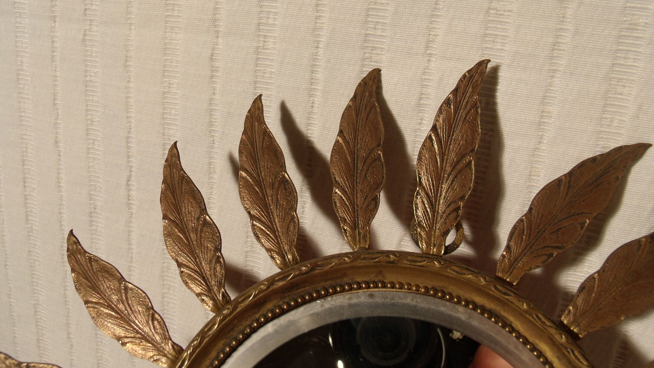 Vintage metal sun mirror - 22cm