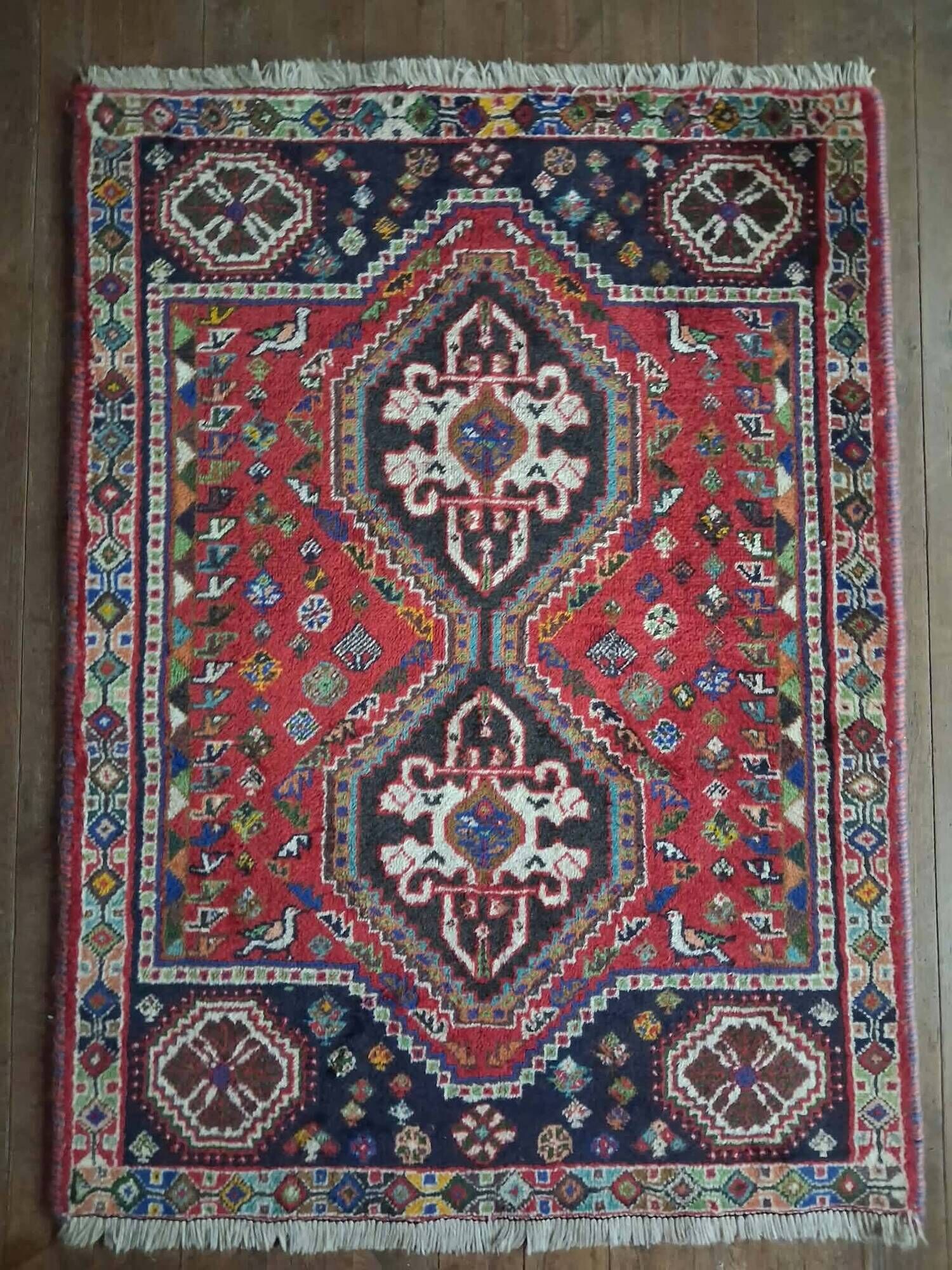 Handmade Persian Shiraz rug 155x115cm