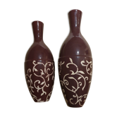 Paire de vases volutes