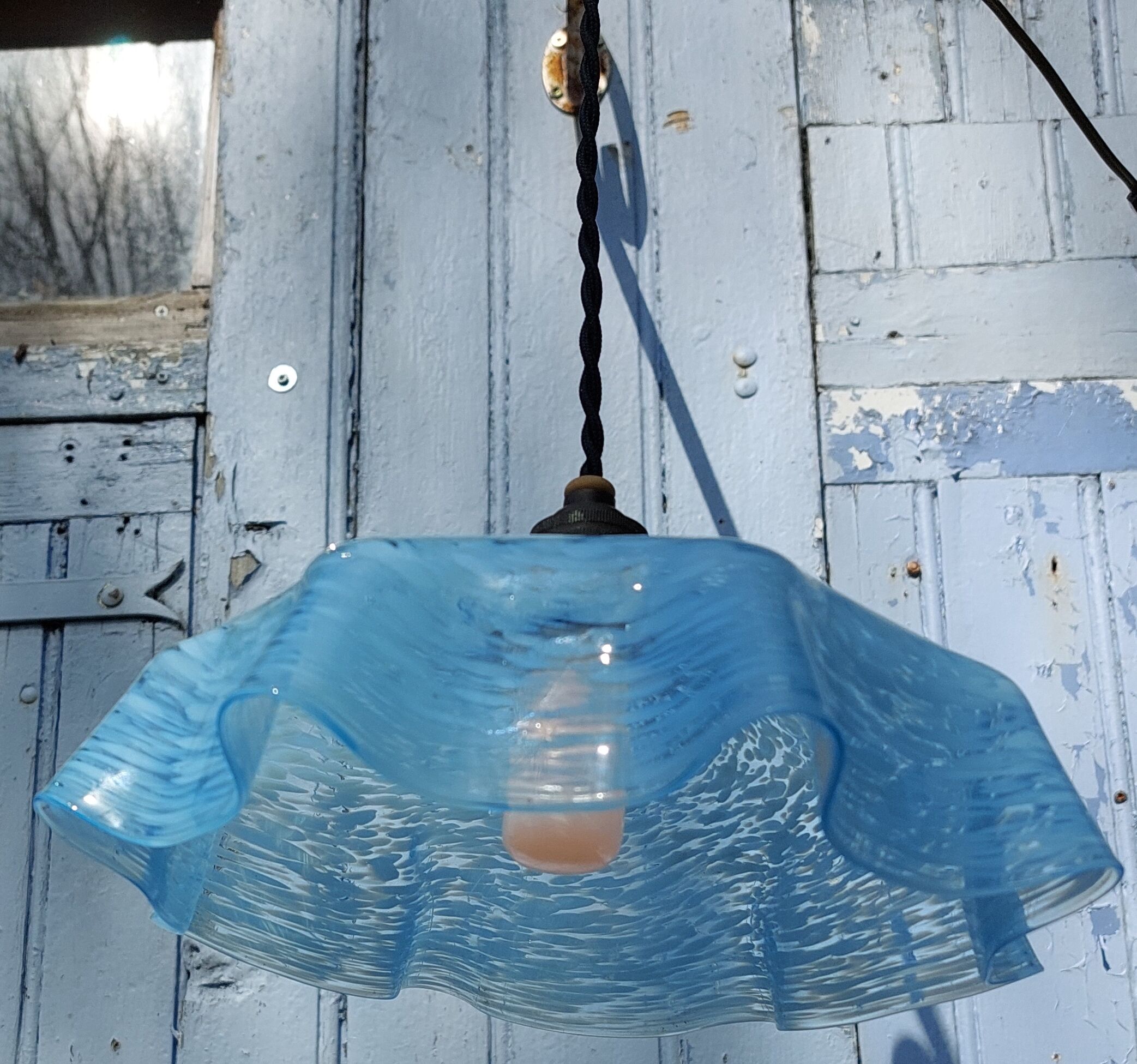 Clichy blue glass suspension