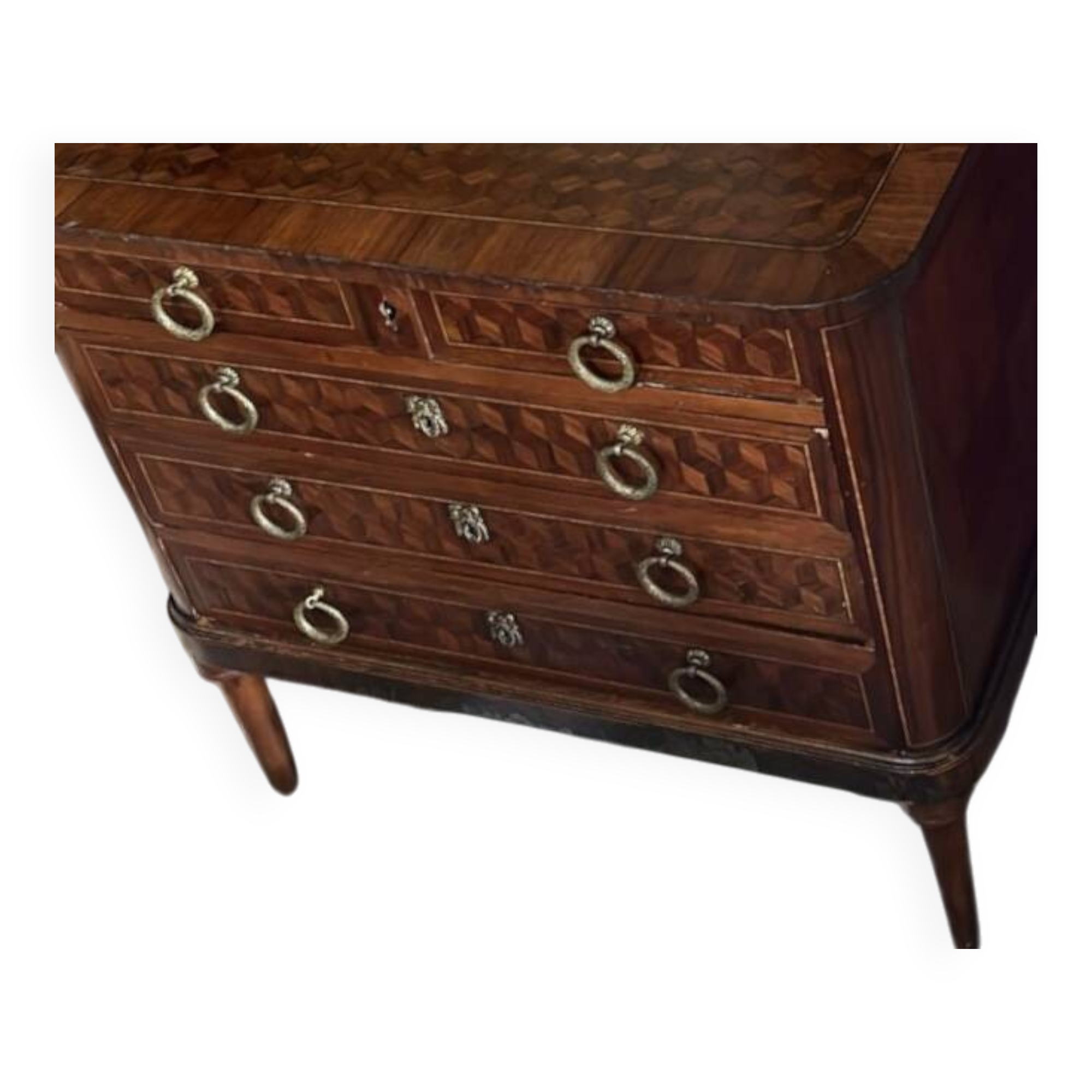 Marquetry chest of drawers