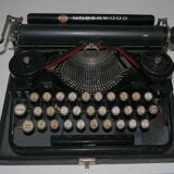 Underwood handheld typewriter