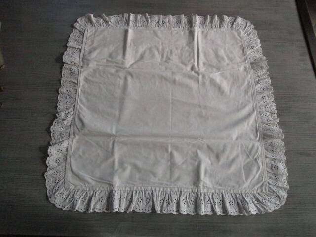Antique embroidered pillowcase: 70x70cm