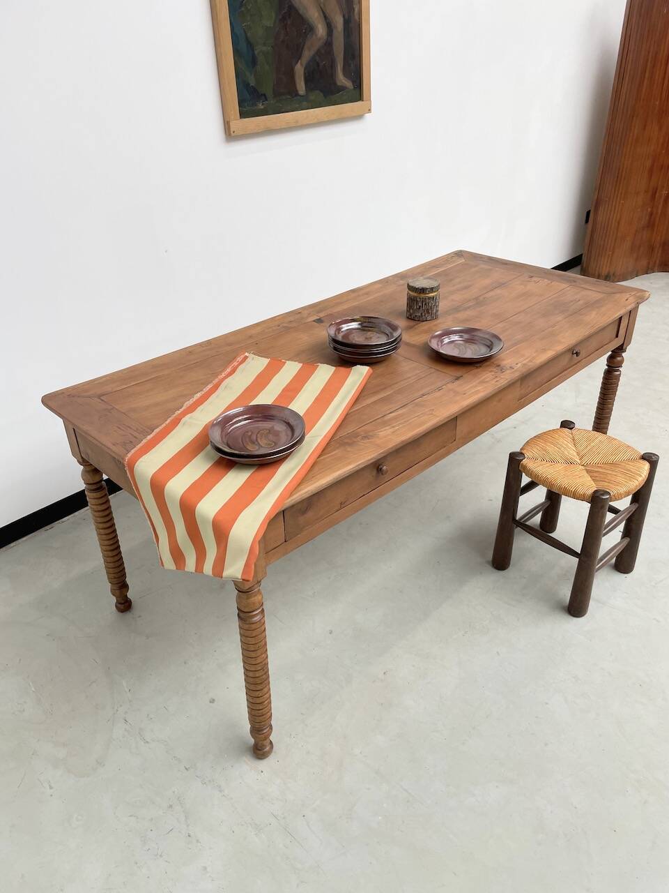 Walnut silk table 1900