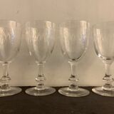 4 verres à pied gravés et soufflés
