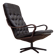 Fauteuil pivotant scandinave des années 1970, en cuir patchwork d'origine.