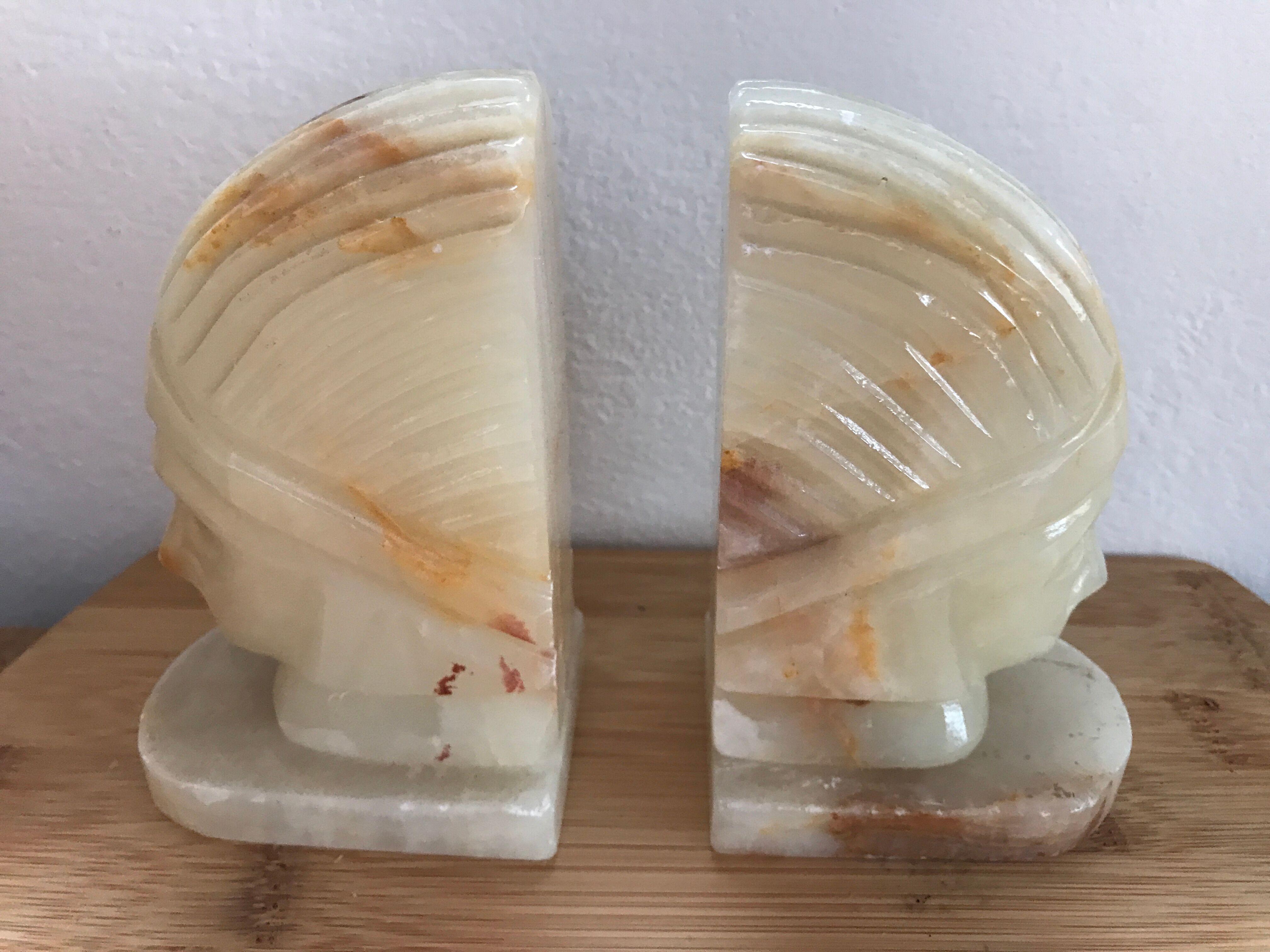 Pair of bookends in onyx