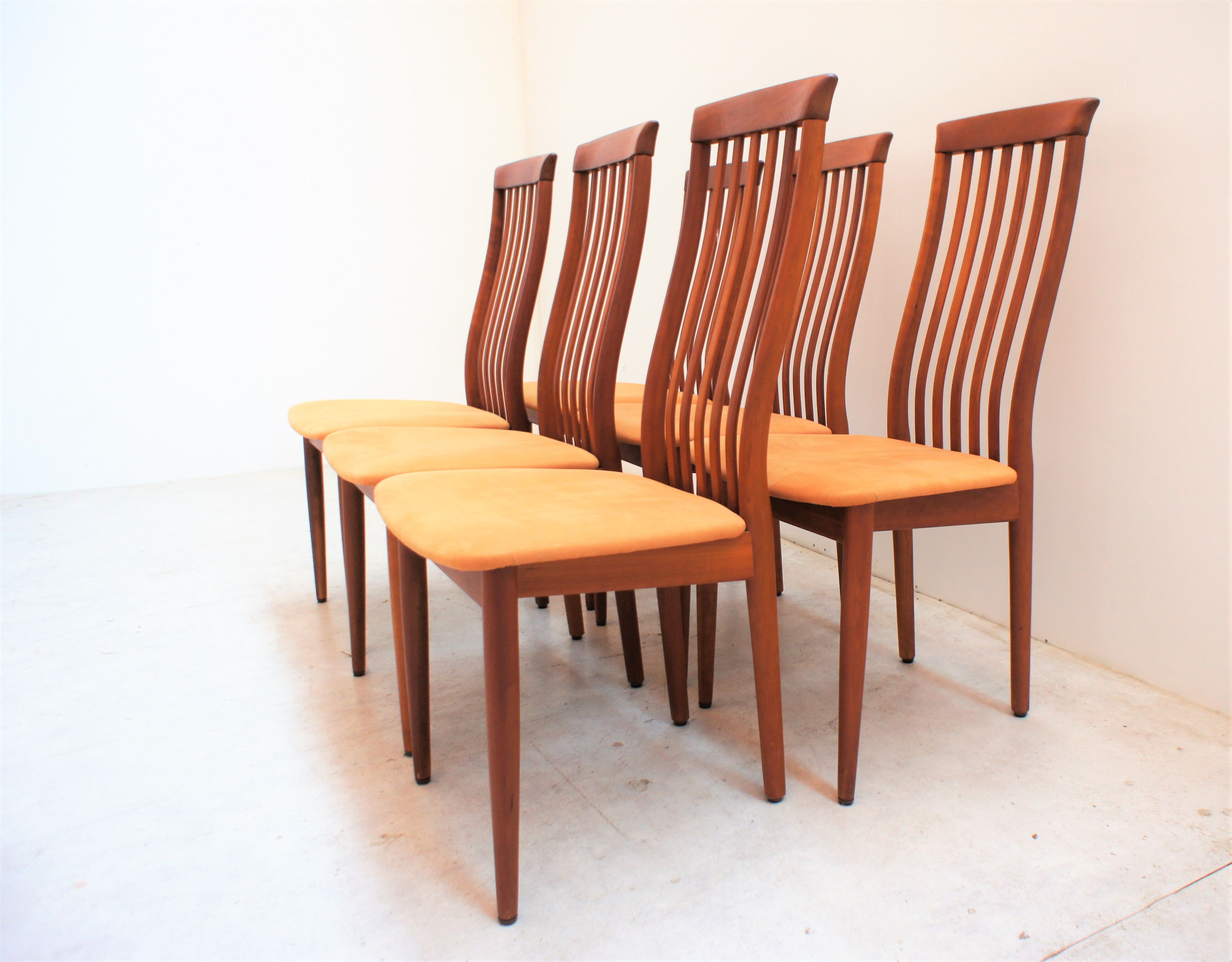 Series of six Scandinavian chairs in solid teak