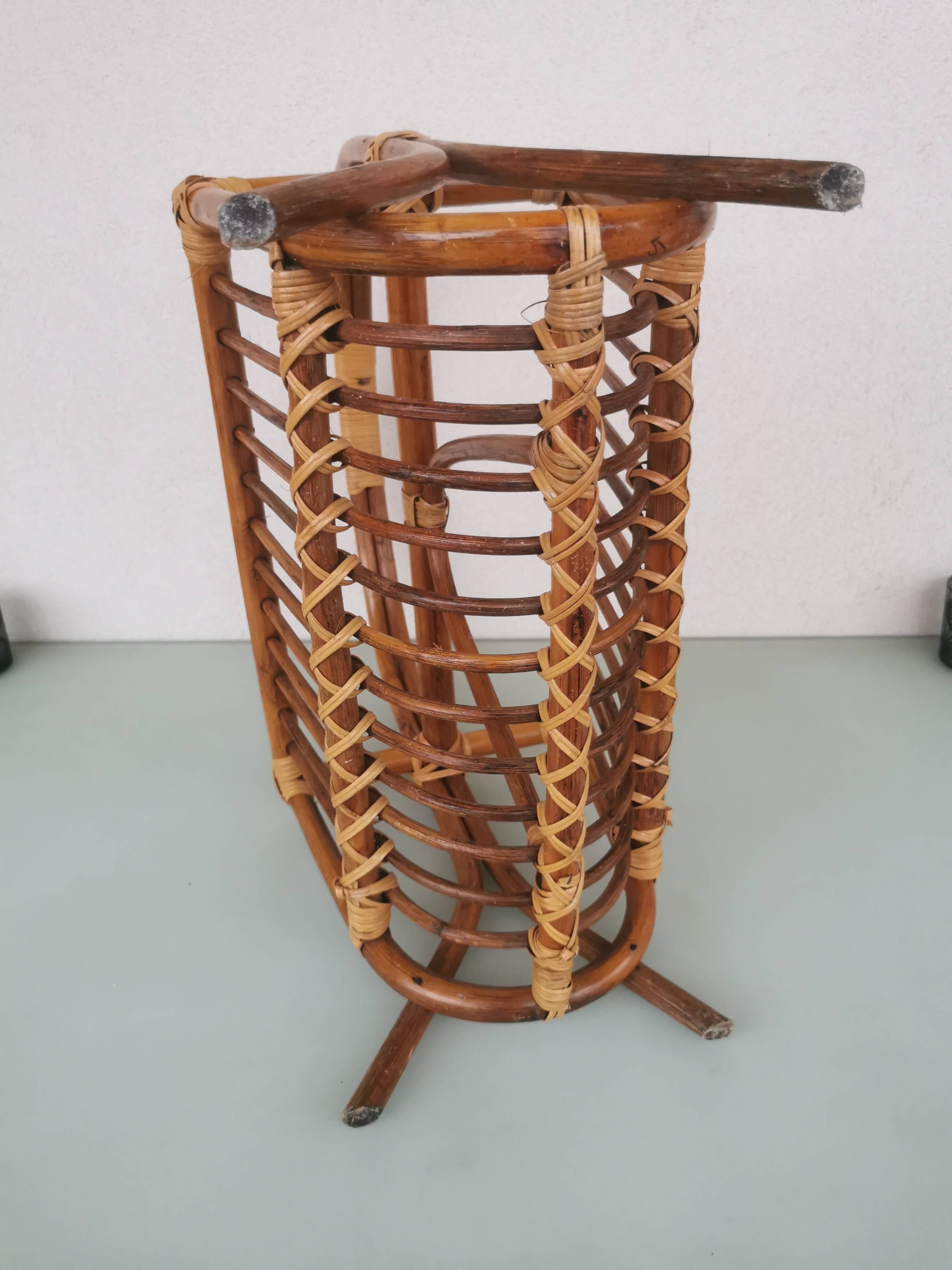 Rattan magazine rack
