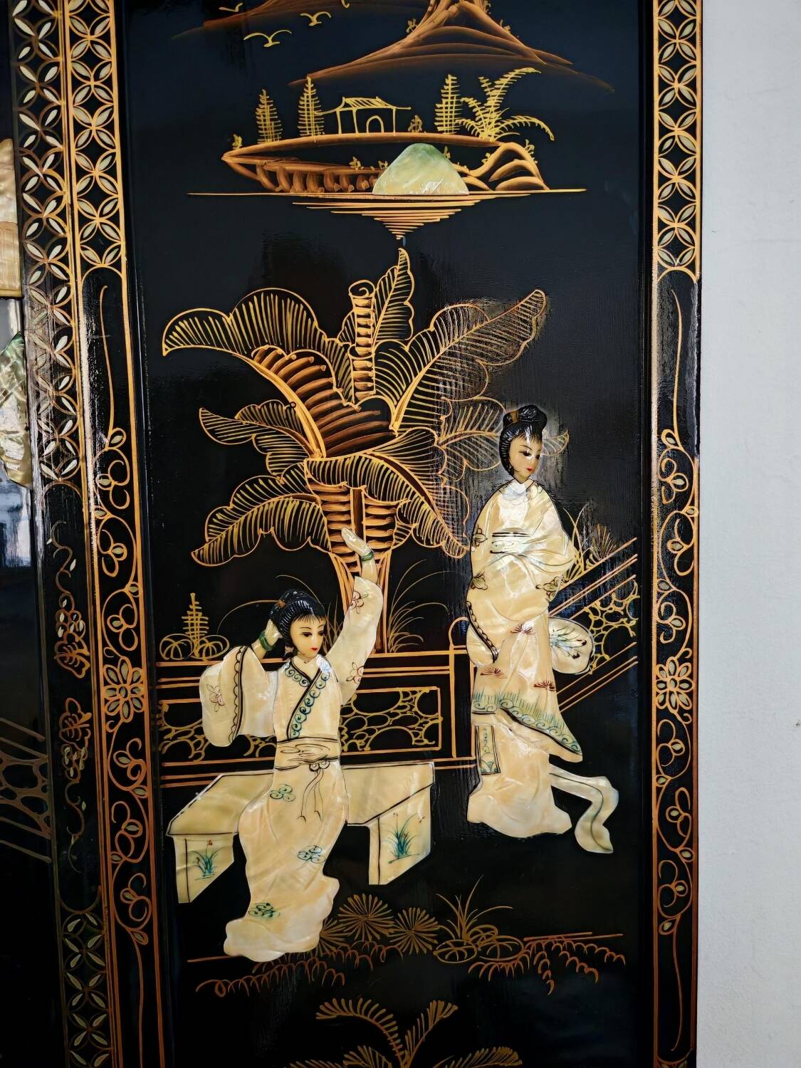 Chinese wooden paintings inlaid with stones