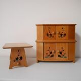 Buffet et table en bois pour poupée