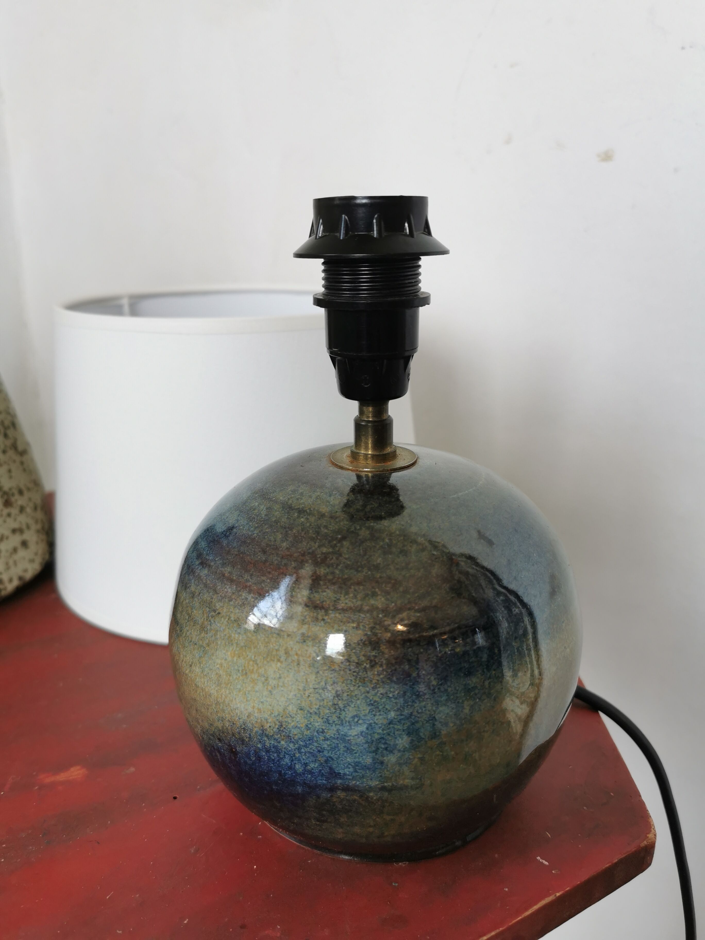 Bedside lamp shape ceramic ball