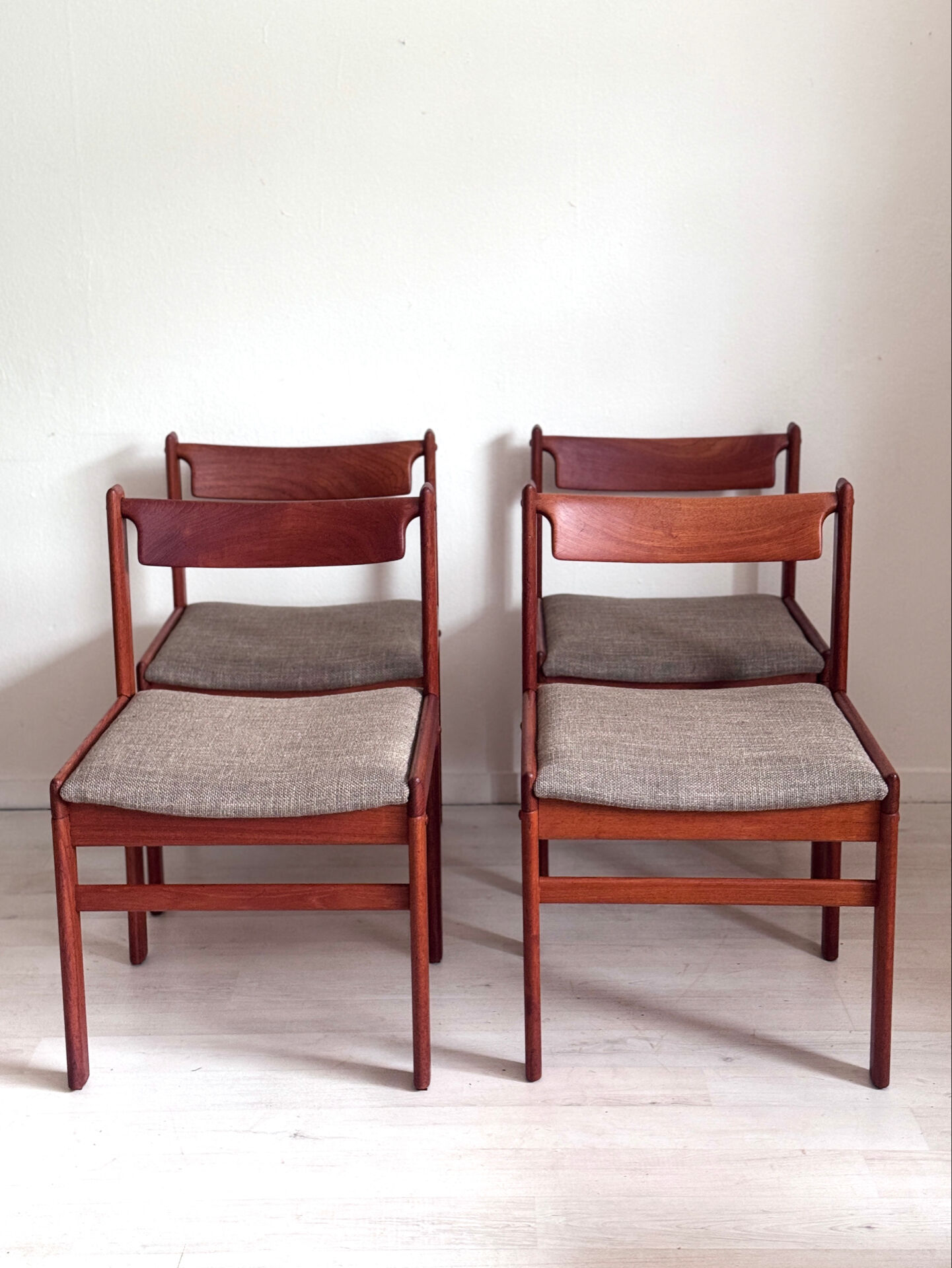 4 eetkamerstoelen H.W. Klein voor Bramin – teakhout – jaren 60