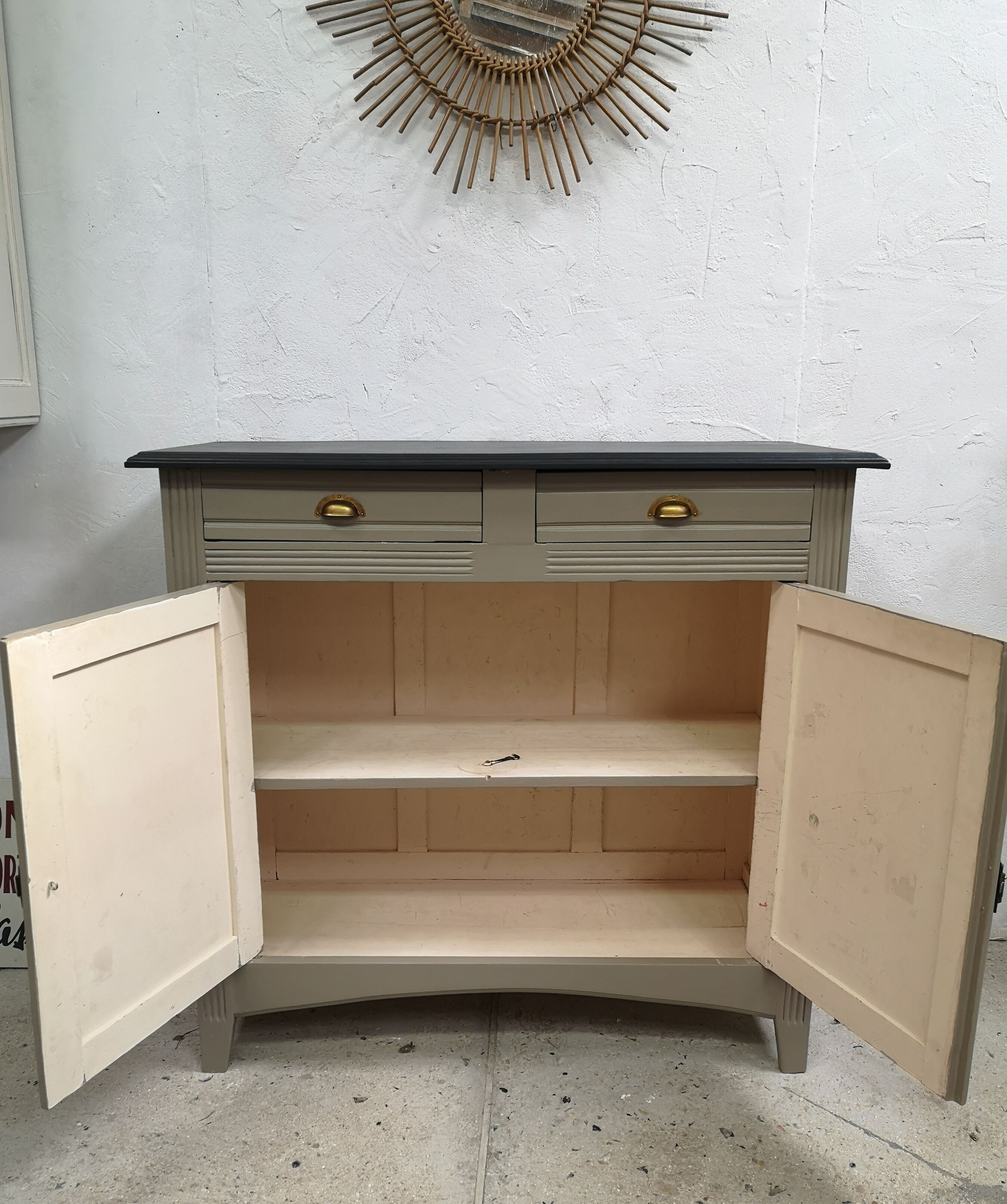 Buffet old Parisian patina shabby chic gustavien loft