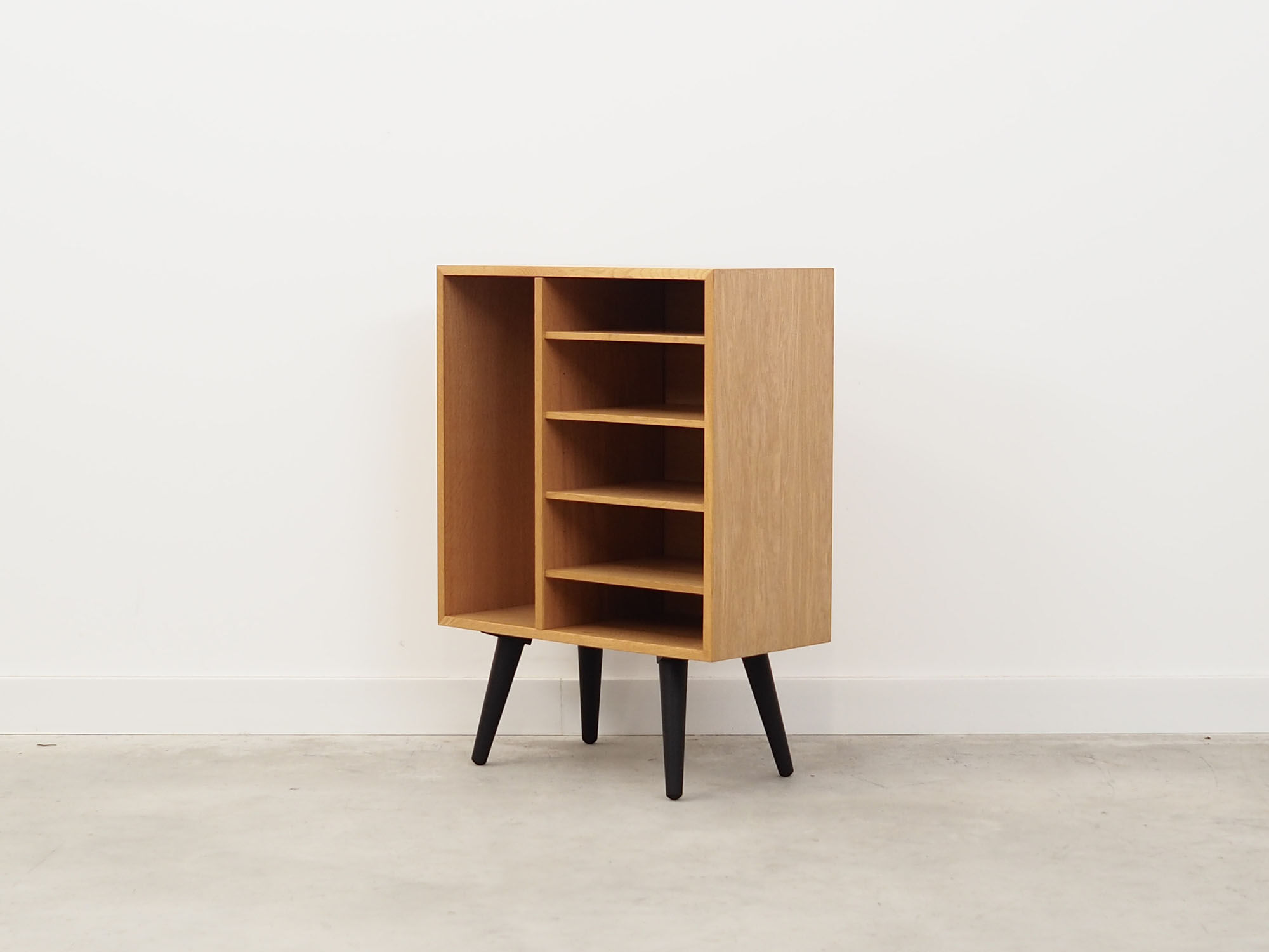 Ash bookcase, Danish design, 70's, production: Denmark